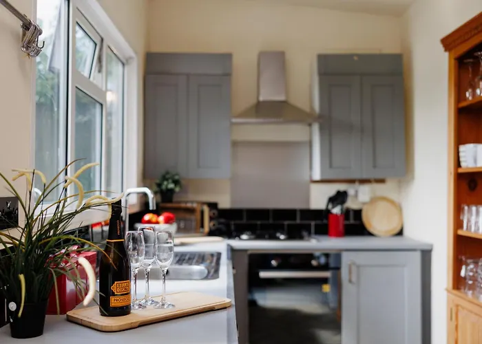 Holiday home The Pine Including Games Room, Camp Fire & Hot Tub