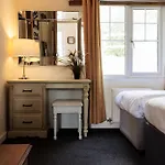 度假居 The Pine Including Games Room, Camp Fire & Hot Tub