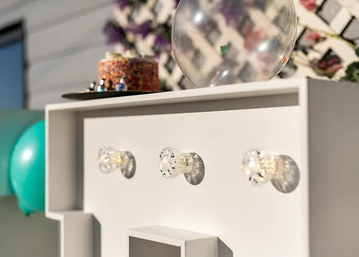 The Pine Including Games Room, Camp Fire & Hot Tub בית נופש *