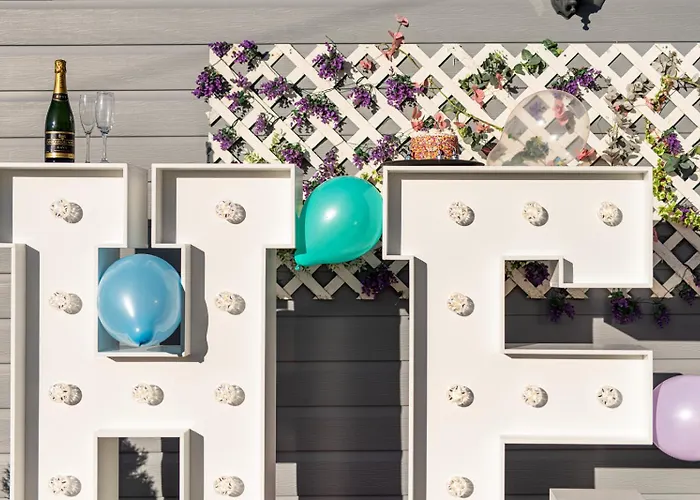 The Pine Including Games Room, Camp Fire & Hot Tub בית נופש